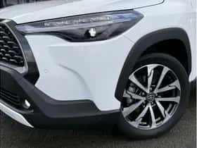 Toyota Corolla (2024) thumbnail 2