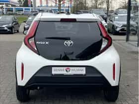 Toyota Aygo X (2022) thumbnail 4
