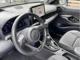 Toyota Yaris (2024) thumbnail 11