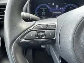Toyota Yaris (2024) thumbnail 15