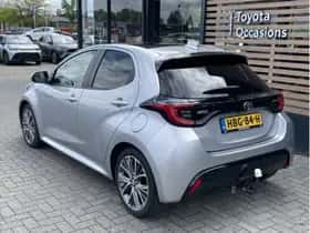 Toyota Yaris (2024) thumbnail 3