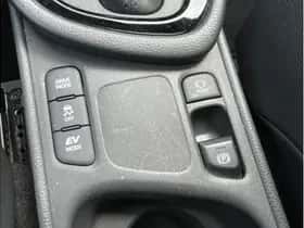 Toyota Yaris (2024) thumbnail 21