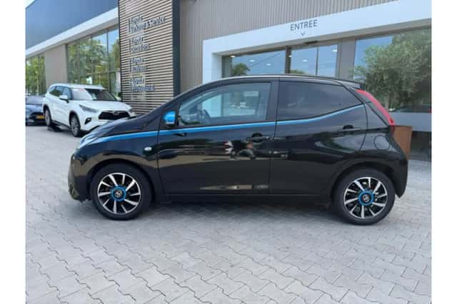 Toyota Aygo (2018) thumbnail 2