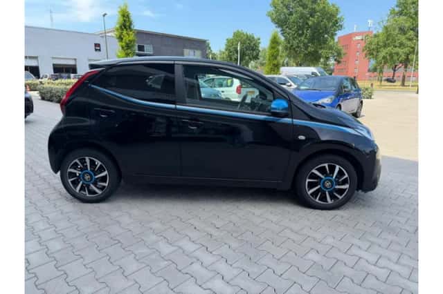 Toyota Aygo (2018) thumbnail 6