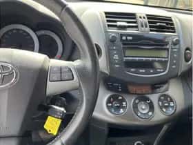 Toyota RAV4 (2012) thumbnail 19