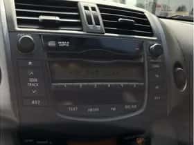 Toyota RAV4 (2012) thumbnail 23
