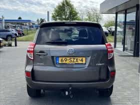 Toyota RAV4 (2012) thumbnail 4