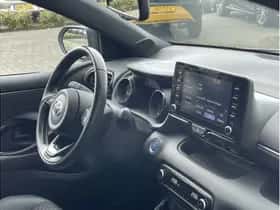 Toyota Yaris (2021) thumbnail 6
