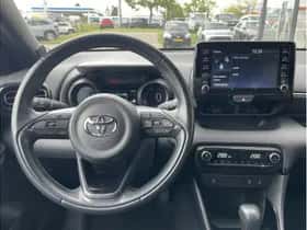 Toyota Yaris (2021) thumbnail 7