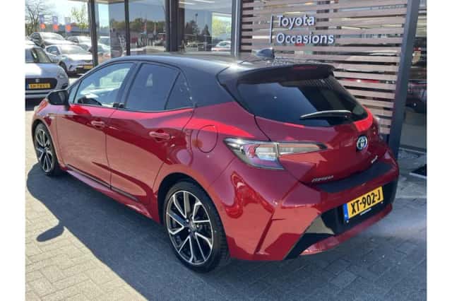 Toyota Corolla (2019) thumbnail 3