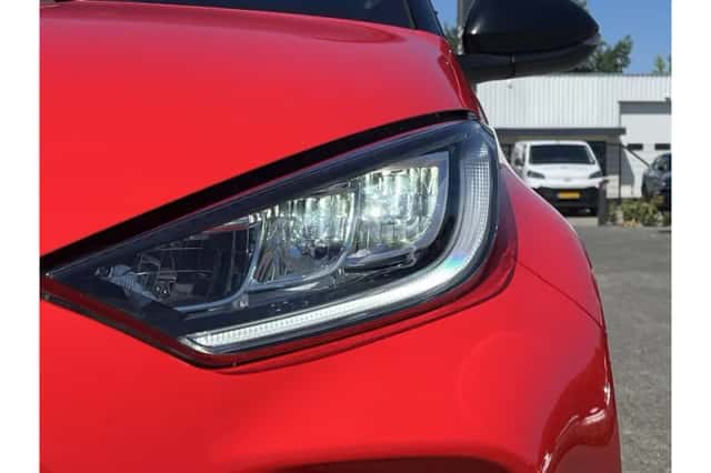 Toyota Yaris (2021) thumbnail 6