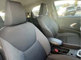 Toyota Yaris (2023) thumbnail 13