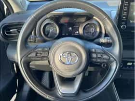 Toyota Yaris (2023) thumbnail 14