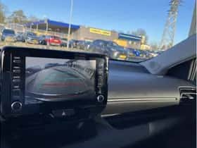 Toyota Yaris (2023) thumbnail 18