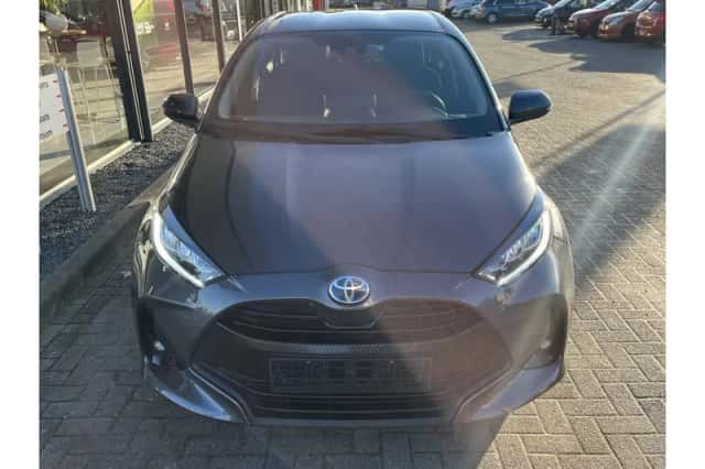 Toyota Yaris (2023) thumbnail 6