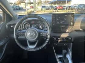 Toyota Yaris (2023) thumbnail 10