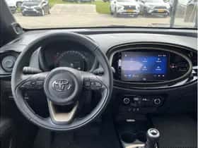 Toyota Aygo X (2023) thumbnail 15