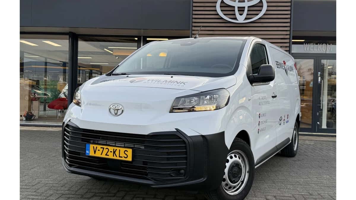 Toyota Proace (2024) — foto 1