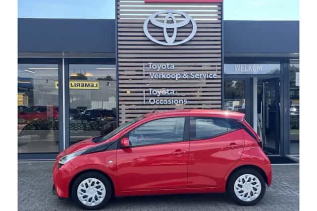 Toyota Aygo (2020) thumbnail 2