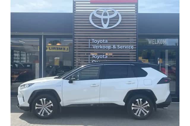 Toyota RAV4 (2019) thumbnail 2