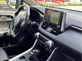 Toyota RAV4 (2019) thumbnail 18