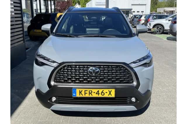 Toyota Corolla (2024) thumbnail 5