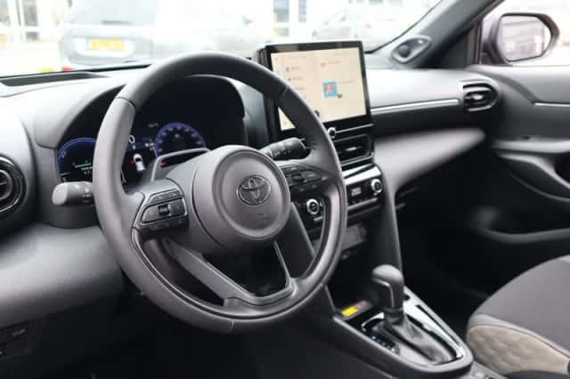 Toyota Yaris Cross (2026) thumbnail 6