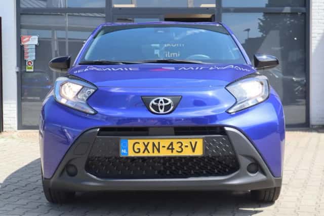 Toyota Aygo X (2024) thumbnail 4