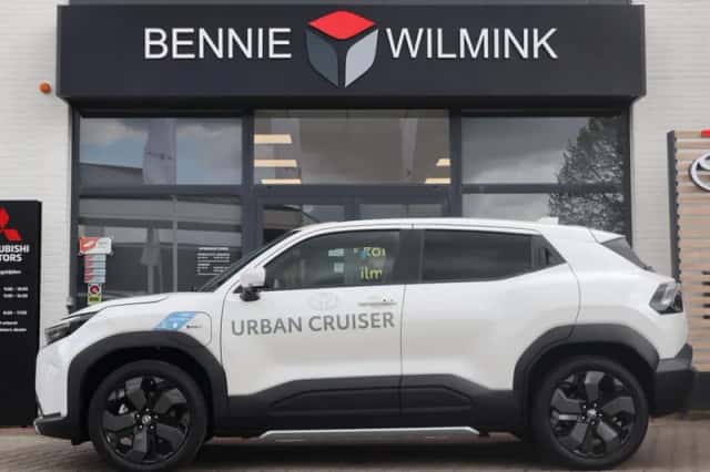 Toyota Urban Cruiser (2026) thumbnail 3