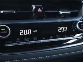 Toyota Corolla (2022) thumbnail 12