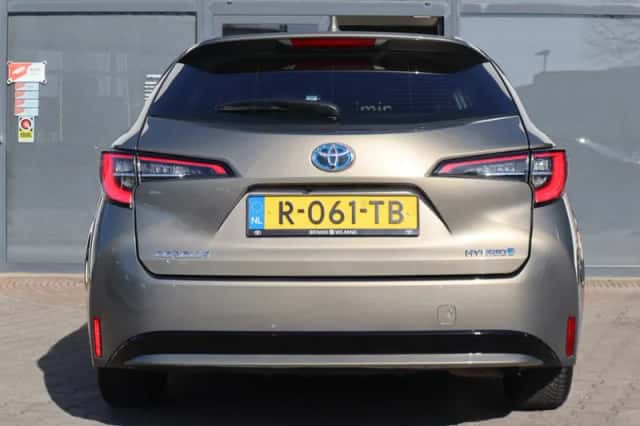 Toyota Corolla (2022) thumbnail 5