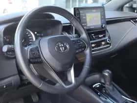 Toyota Corolla (2022) thumbnail 6