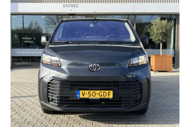 Toyota Proace (2025) thumbnail 2