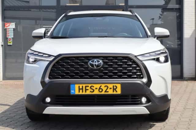 Toyota Corolla Cross (2024) thumbnail 4