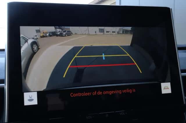 Toyota Corolla (2024) thumbnail 6