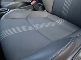 Toyota Yaris Cross (2023) thumbnail 16