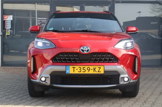 Toyota Yaris Cross (2023) thumbnail 4