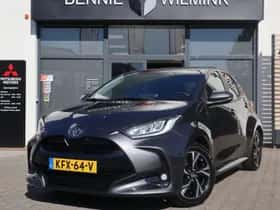 Toyota Yaris (2024) thumbnail 1