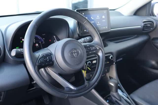 Toyota Yaris (2024) thumbnail 6