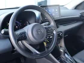Toyota Yaris (2024) thumbnail 6