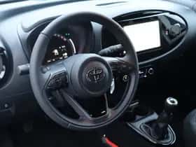 Toyota Aygo X (2024) thumbnail 17