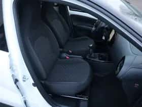 Toyota Aygo X (2024) thumbnail 21