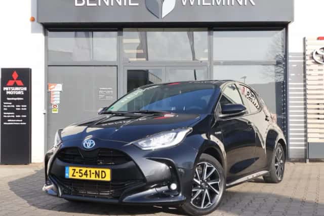 Toyota Yaris (2021) thumbnail 1