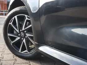 Toyota Yaris (2021) thumbnail 33