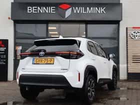 Toyota Yaris Cross (2021) thumbnail 2