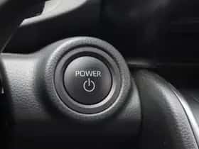 Toyota C-HR (2024) thumbnail 27