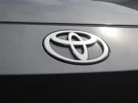 Toyota C-HR (2024) thumbnail 31