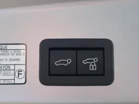 Toyota Corolla (2024) thumbnail 20