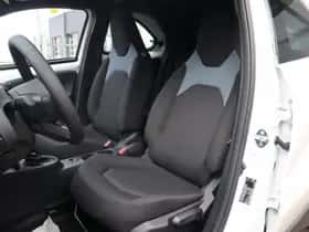 Toyota Aygo X (2026) thumbnail 13