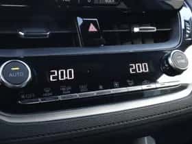 Toyota Corolla (2024) thumbnail 11